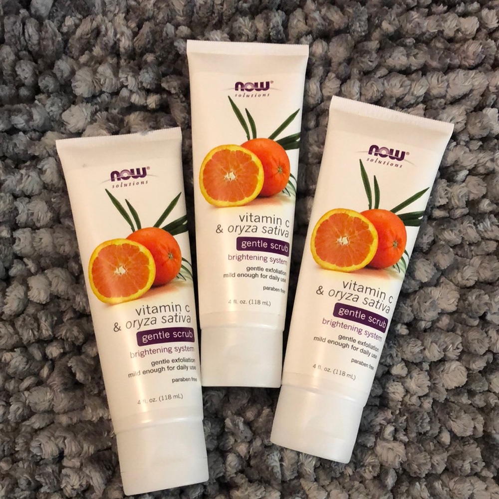 NWT Now Solutions Vitamin C & oryza sativa gentle scrub brightening system